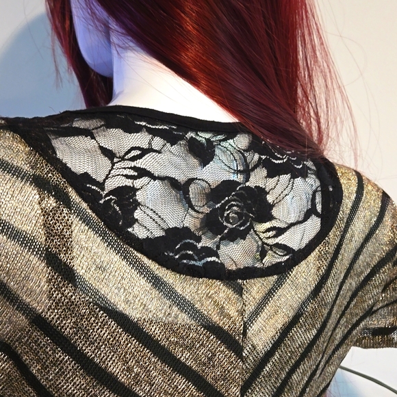 ✨️ 2-Layer Shirt Lace & Stripes Gold and Black by Kate Collection - Picture 3 of 15